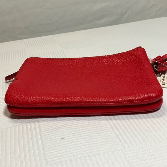 NWT - Bright Red Coach Leather Wristlet - Picture 5 of 8